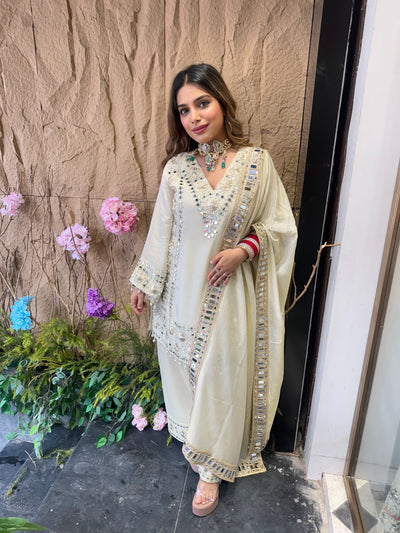 “Mohinoor” - Three Piece set