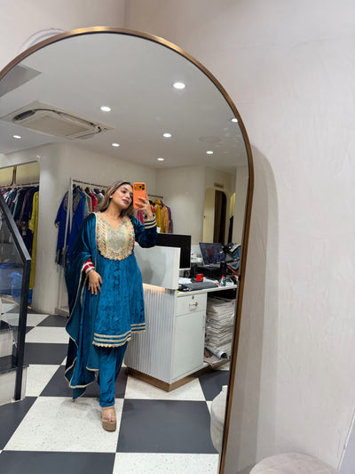 “Sumima” - Velvet Three Piece set