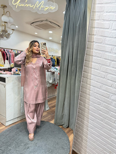 “Hunoor” - Farshi Salwar Three Piece set