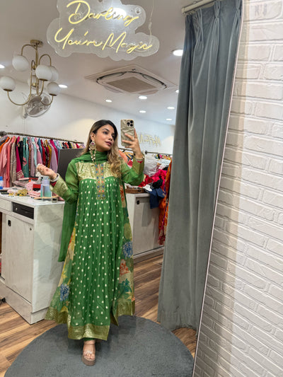 “Gautami” - Three Piece set
