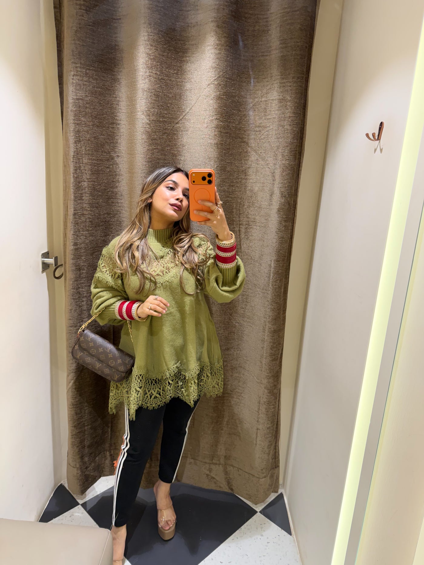 “Carry ” - Woollen Top