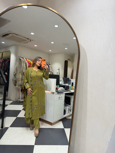 “Isabella ” - Three Piece set