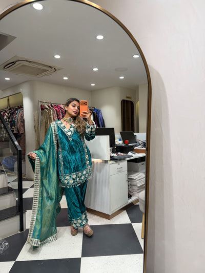 “Mohifoor” - Velvet Three Piece set