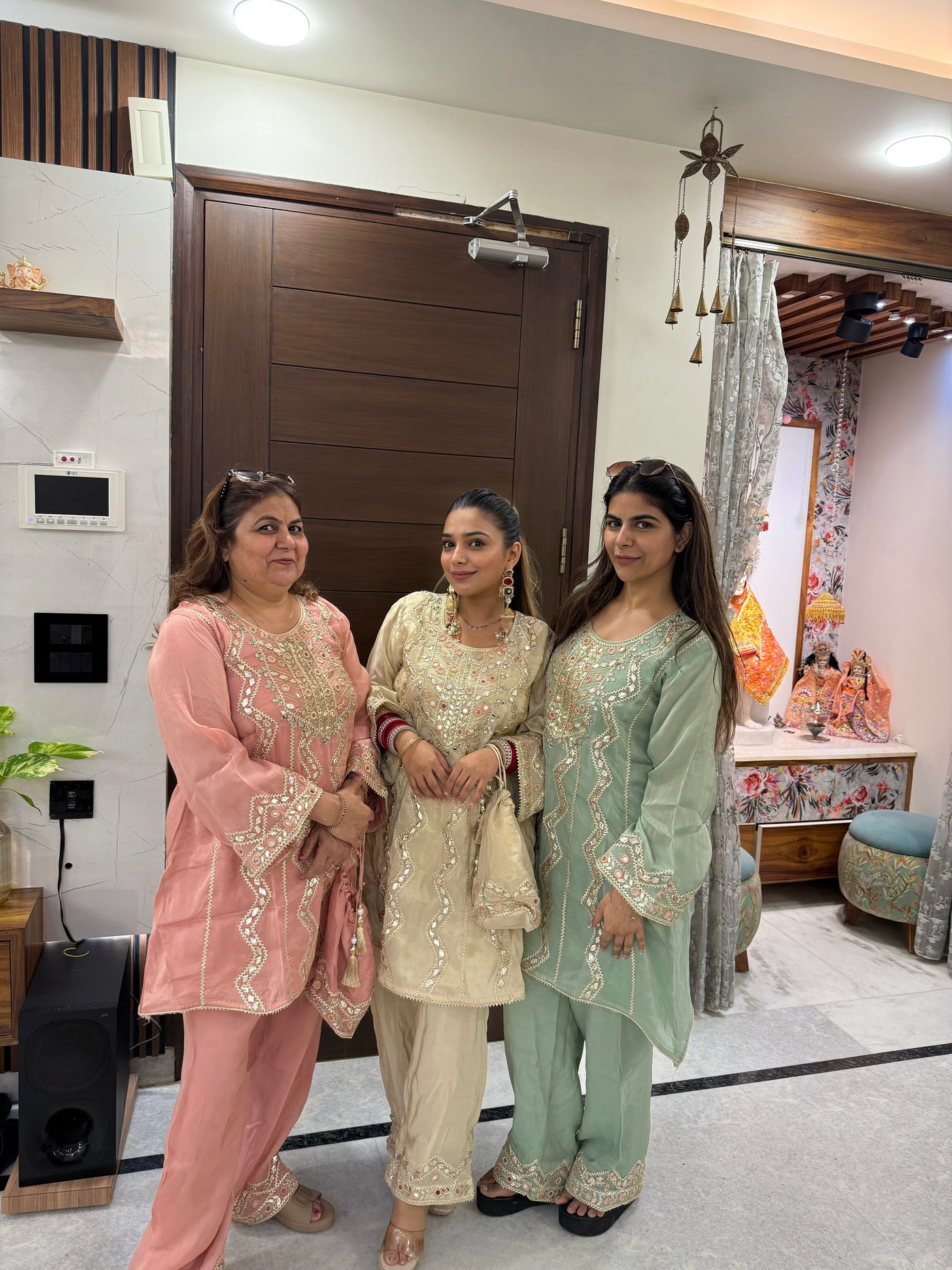 “Maha” - Three Piece set