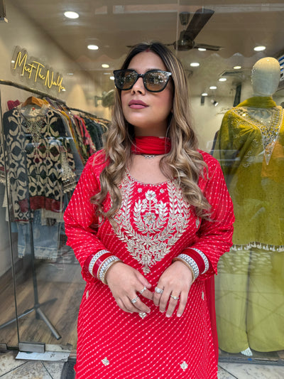 “Naziya”- Three Piece set