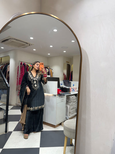 “Farhana” - Premium velvet Three Piece set