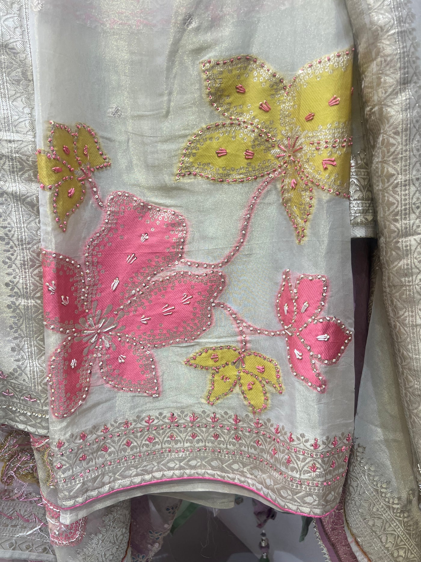 “Santaria” -   Unstitched Suit