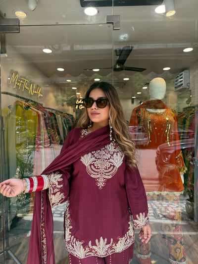 “Kaamna” - Three Piece set