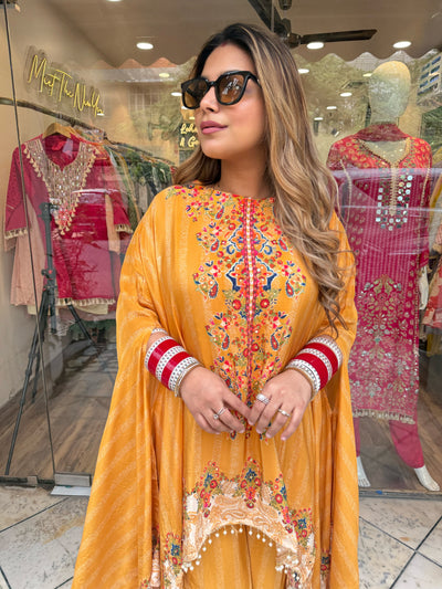 “Mahira” - Crepe Kaftaan set