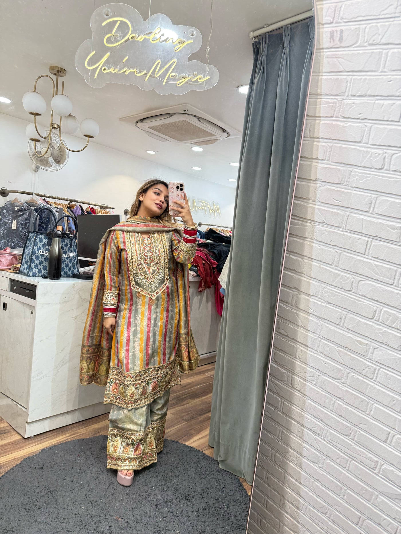 “Pasiha” Three Piece set