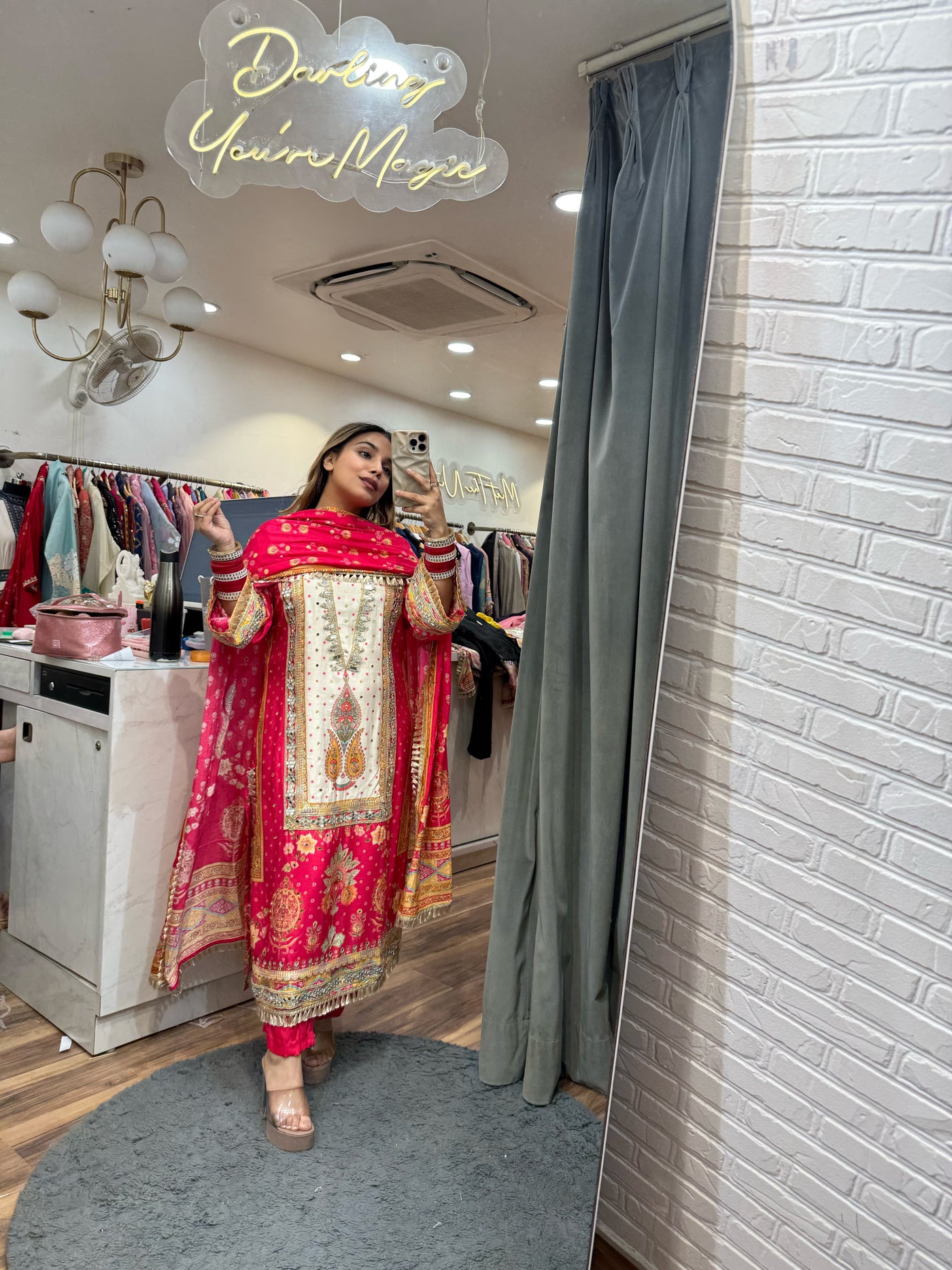 “Nehersana” - Three Piece set