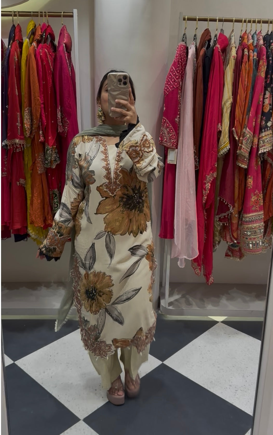 “Jumana” - Three Piece set