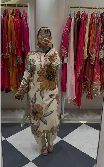 “Jumana” - Three Piece set