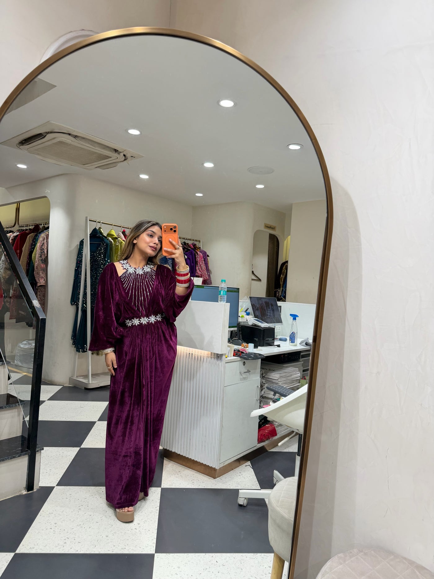 “Nikki - Velvet Dress