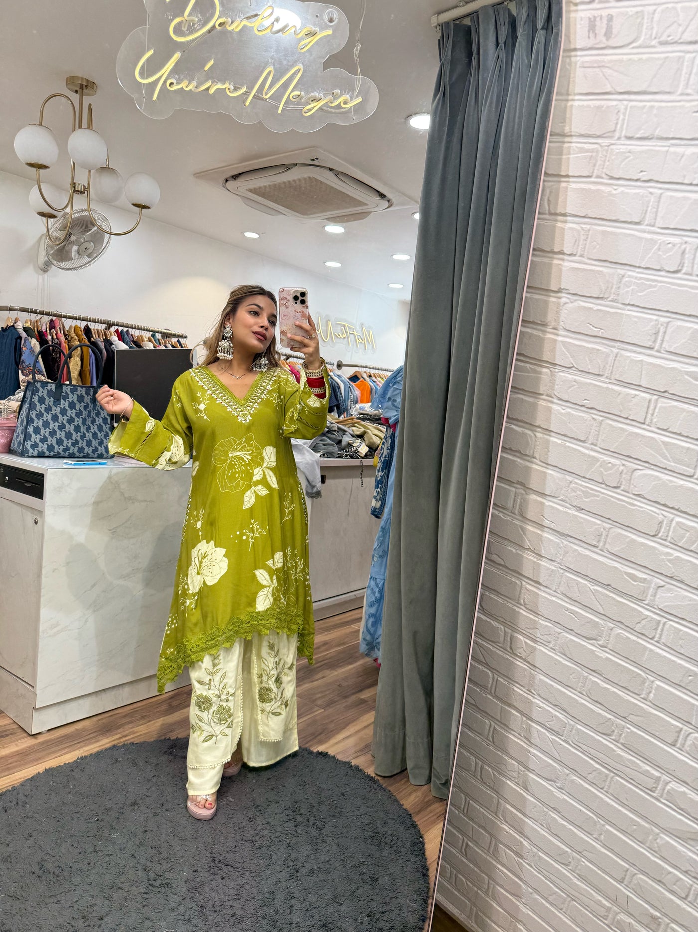 “Laifa” - Two Piece set