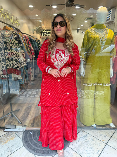 “Naziya”- Three Piece set
