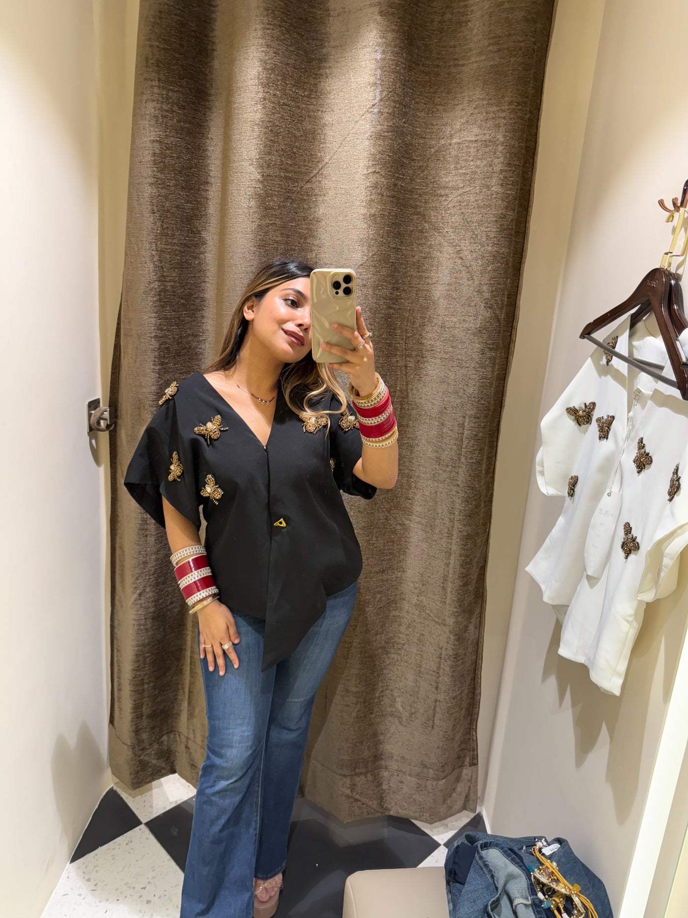 “Kitty” - Korean Top