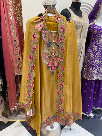 “Niti” - Unstitched Suit