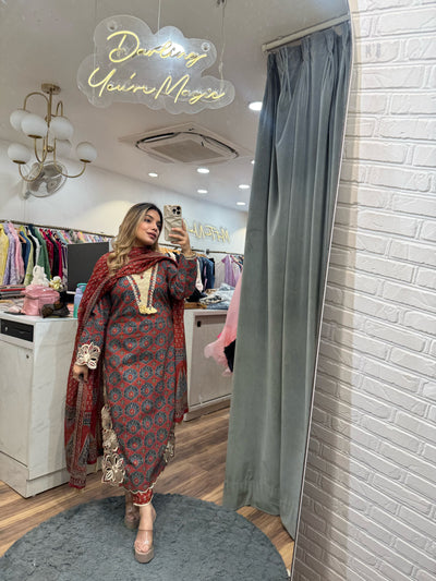 “Damini” - Three Piece set