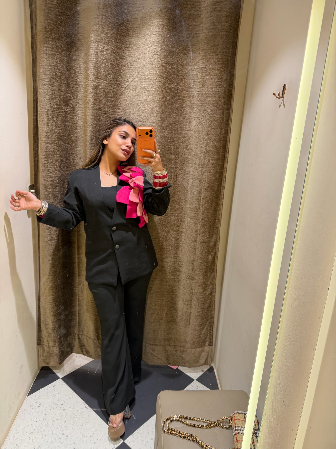 “Ava” - Three Piece seta